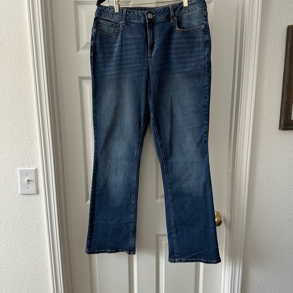Maurice’s mid rise M Jeans